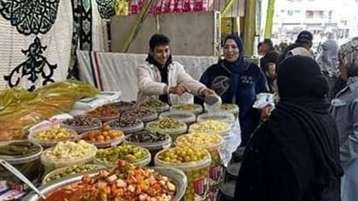 مواطنو البحيرة يقبلون بكثافة على أهلا رمضان (صور)