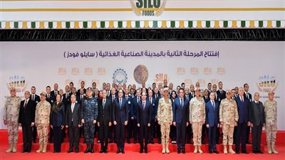 12 صورة ترصد افتتاح السيسي للمرحلة الثانية من مجمع سايلو فودز 