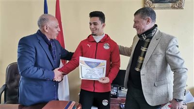 أبطال البحيرة من ذوي الهمم يتألقون في سماء الإمارات (صور)