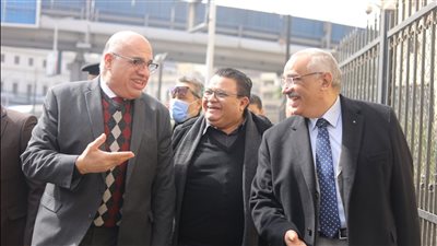 رئيس البيت الفني للمسرح يتفقد منطقة مسارح العتبة (صور)