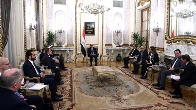 رئيس الوزراء يتابع موقف مشروع مجمع العلمين للتكرير والبتروكيماويات