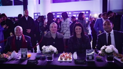 وزير البيئة: إطلاق أول سيارة كهربائية فى مصر حدث سعيد (فيديو)