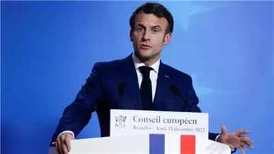 ماكرون يعتزم القيام بجولة أفريقية الشهر المقبل لهذا السبب 