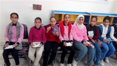 استمرار مشروع تنمية المهارات الحياتية بقرى حياة كريمة بالبحيرة (صور)