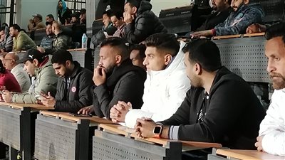 دوري أبطال أفريقيا، شبانة يساند الزمالك أمام بلوزداد من المدرجات ( صور)