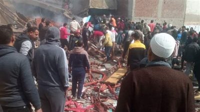 تفاصيل انهيار عقارين بدمنهور.. الحادث أسفر عن 5 وفيات و24 مصابًا.. والسبب انفجار أسطوانة غاز