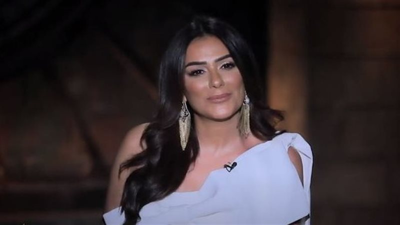 الفنانة إنجي المقدم،
