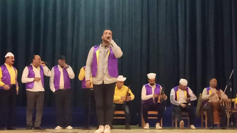 جانب من حفلات نصف