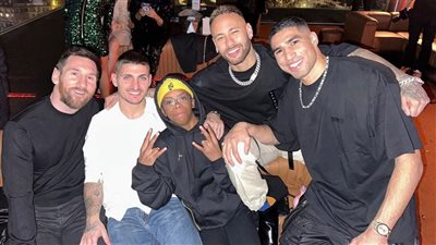 حفلات فيلا نيمار تثير غضب جيرانه، استدعاء الشرطة وعمدة بوجيفال بباريس يتوعده