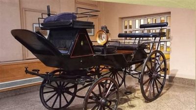 متحف المركبات الملكية يعرض عربة تقديم الإسعافات الأولية 