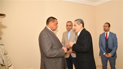 وزير التنمية المحلية ومحافظ الغربية يتفقدان مشاريع الإسكان الاجتماعي