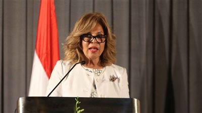 مشيرة خطاب: صومعة الطعام تستهدف تغذية 13 مليون طالب 