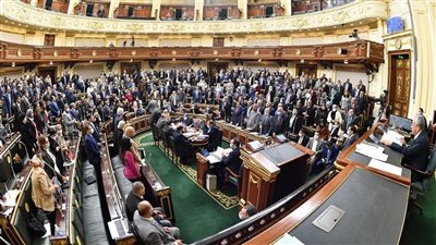 قانون العمل الجديد، لايجوز تشغيل العامل أكثر من 48 ساعة فى الأسبوع  