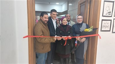 معرض فني للأطفال ومسرحية كوميدية بقصر ثقافة الأنفوشي (صور)