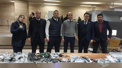 ضبط راكبين بحوزتهما أقراص مخدرة بمطار القاهرة