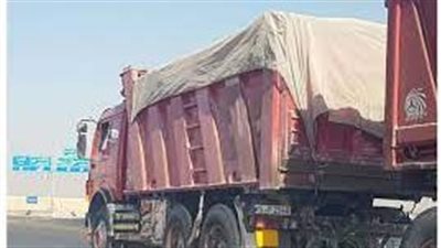 رئيس مركز قوص يوجه بحل أزمة الانتظار العشوائي وغير المنظم لسيارات النقل أمام مصنع السكر 