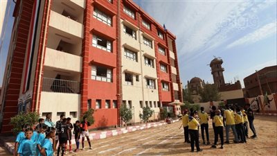 الحضور 85% في أول أيام الفصل الدراسي الثاني بأسوان 