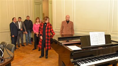 وزيرة الثقافة ومحافظ الإسكندرية يطلقان إشارة بدء تطوير أكاديمية الفنون 