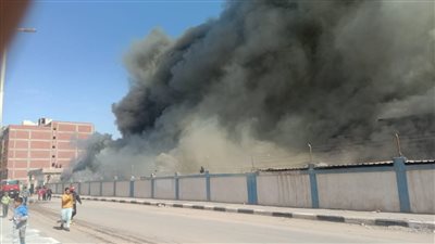 استعجال التقرير المروري في حريق مصنع السويس 
