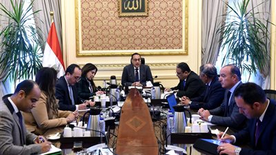 رئيس الوزراء يواصل اجتماعاته لتحفيز الصادرات الغذائية