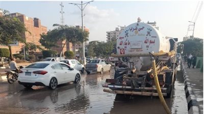 استمرار أعمال شفط تجمعات مياه الأمطار بمراكز وقرى الدقهلية 
