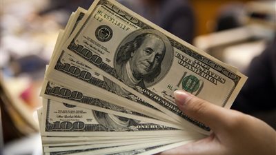 سعر الدولار في البنك الأهلي المصري بمنتصف تعاملات اليوم الخميس