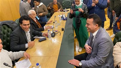 محمد السيد يتقدم بأوراق ترشحه لعضوية الصحفيين تحت السن