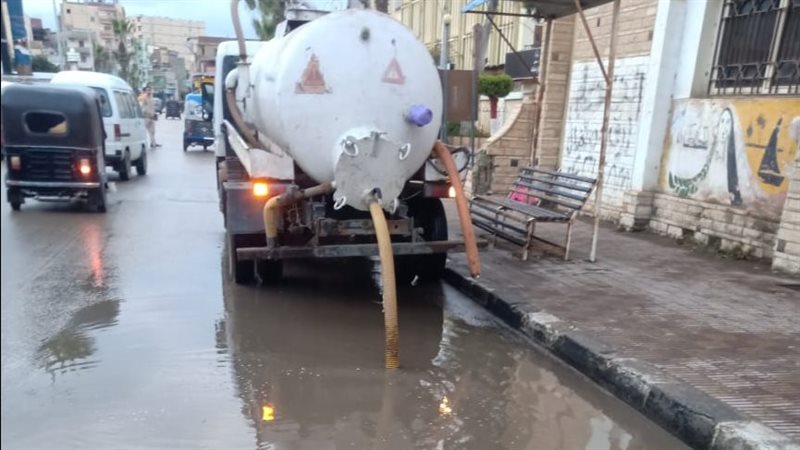 أمطار غزيرة على دمياط،