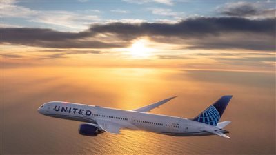 طائرة أمريكية تنجو من السقوط بأعجوبة بعدما هوت لأكثر من ألف قدم