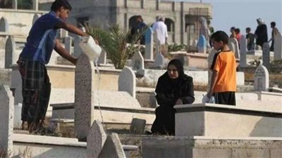 حكم نقل الميت من مقبرة إلى أخرى إذا غمرتها المياه الجوفية