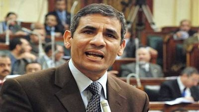 عبد السند يمامة يكشف مصير عبد العليم داوود بعد استدعائه للحزب أمس 