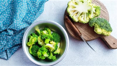 طريقة تفريز البروكلي والقرنبيط، استعدادا لشهر رمضان 