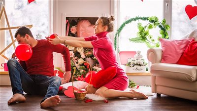 في يوم الفلانتين، نصائح بسيطة للأزواج لتجديد الحياة الزوجية 