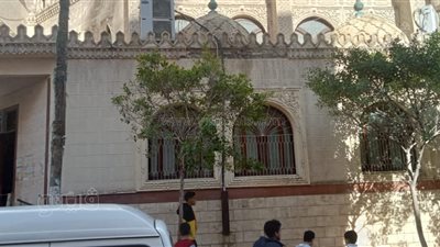 إصابة سيدة بسبب سقوط جزء من مسجد بالعجمي والأوقاف ترد (صور)