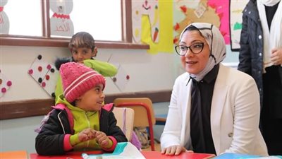 نائب محافظ الوادي الجديد تتابع سير العملية التعليمية بمدرسة الشركة الجديدة