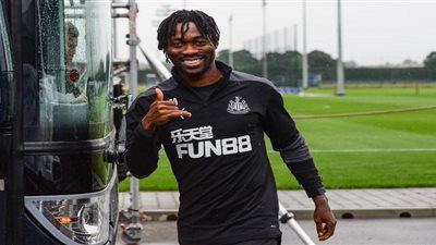 وصول جثمان كريستيان أتسو جناح منتخب غانا إلى أكرا