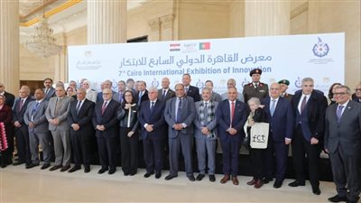 رئيس جامعة بنها يشارك افتتاح معرض القاهرة الدولي السابع للابتكار