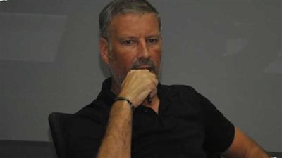 لعبة الكراسي الموسيقية بين كلاتنبرج وبيريرا في رئاسة لجنة الحكام بمصر واليونان