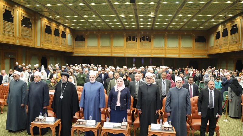 الندوة الشهرية لمجلة