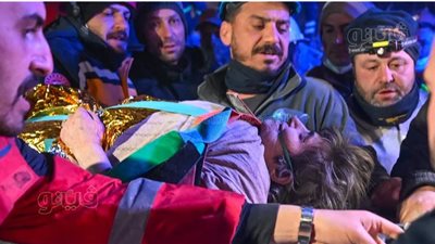 فيديو لمعجزة أخرى تحت الأنقاض، عمرها 77 عاما وصمدت 212 ساعة ( فيديو)