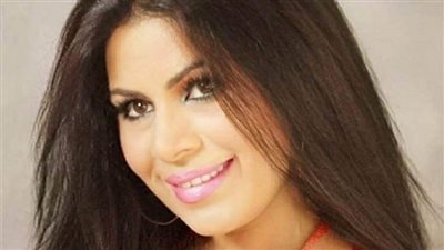 أمينة سالم تناقش أثر العولمة على تقنيات الإخراج في المسرح برسالة دكتوراه