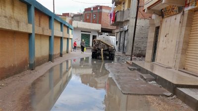 محافظ الإسكندرية: تواجد ميداني للقيادات التنفيذية للتعامل مع تداعيات الطقس السيء