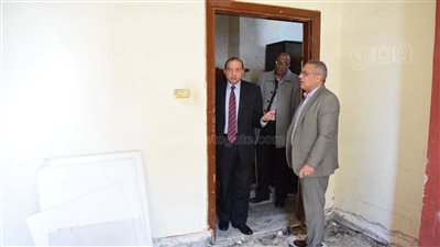 رئيس جامعة بني سويف يوجه بتسريع وتيرة العمل بتطوير المبنى الإداري