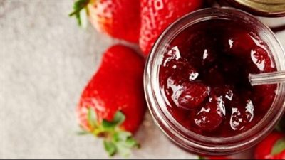 طريقة عمل مربى الفراولة، لذيذة وآمنة ومذاقها مميز