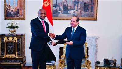 السيسي يستقبل المبعوث الخاص لرئيس كينيا (فيديو)