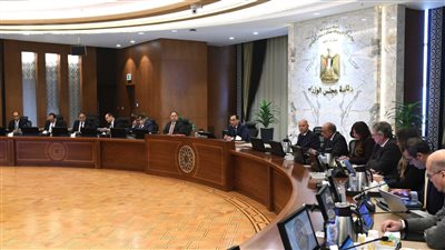 المجلس الأعلى للسيارات يتخذ قرارات عاجلة لتوطين الصناعة.. توقيع 3 اتفاقيات للتصنيع وإنشاء صندوق للسيارات صديقة البيئة