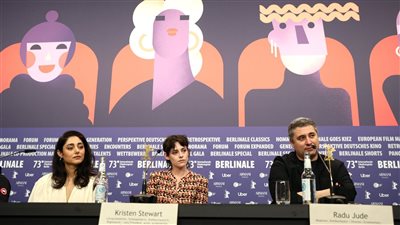 انعقاد المؤتمر الافتتاحي للدورة الـ 73 لمهرجان برلين السينمائي (فيديو وصور)