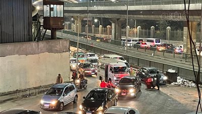 الحالة المرورية اليوم، زحام مروري بالطرق والمحاور ( فيديو)