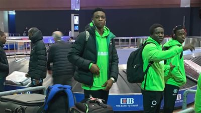 لحظة وصول منتخب نيجيريا استعدادا لأمم أفريقيا للشباب (صور) 