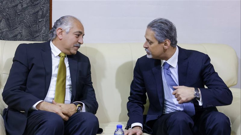 العامري فاروق،فيتو